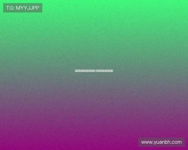 蛇咬后手部变形失去网红身份 网友关注她的痛苦与坚韧